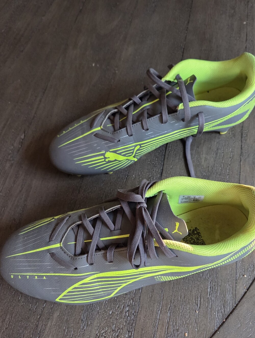 Puma Ultra Soccer/Futbol Cleats/Boots Size 9 Mens